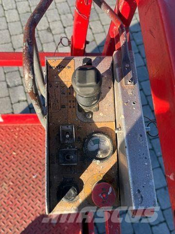 SkyJack SJ4626 Gelenkteleskoparbeitsbühnen