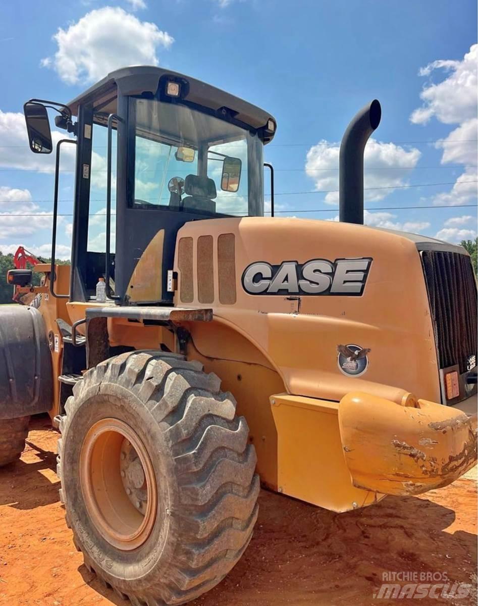 CASE 521F Radlader