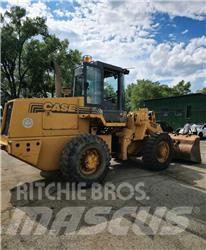 CASE 621B Radlader