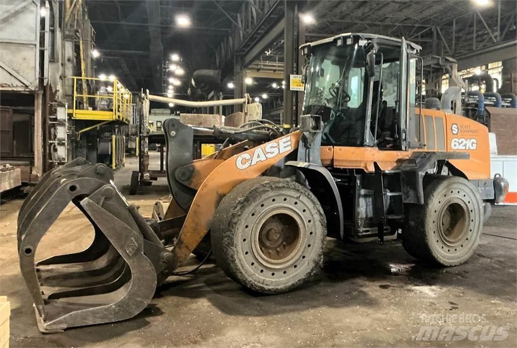 CASE 621G Radlader
