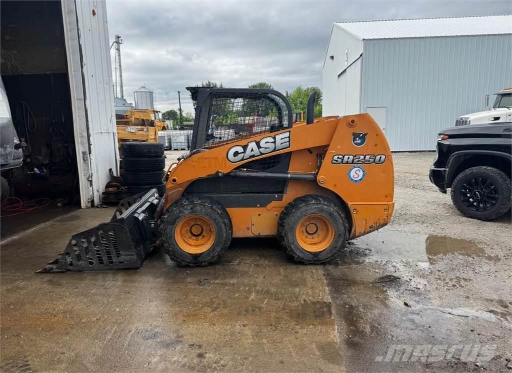 CASE SR270 Kompaktlader