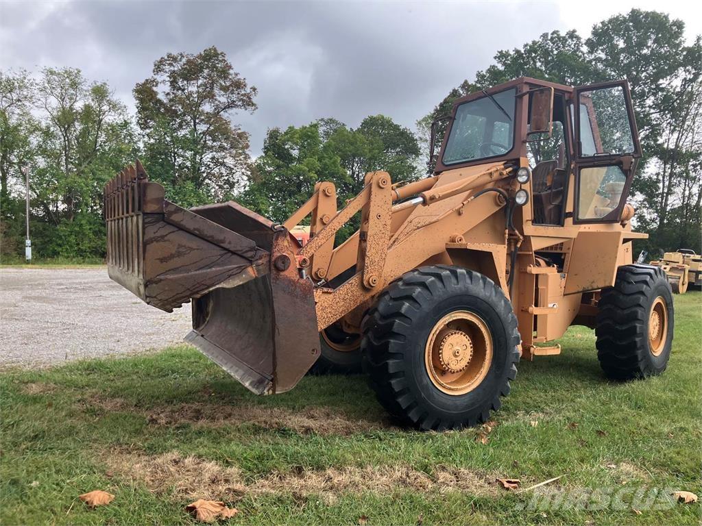 CASE W24 Radlader