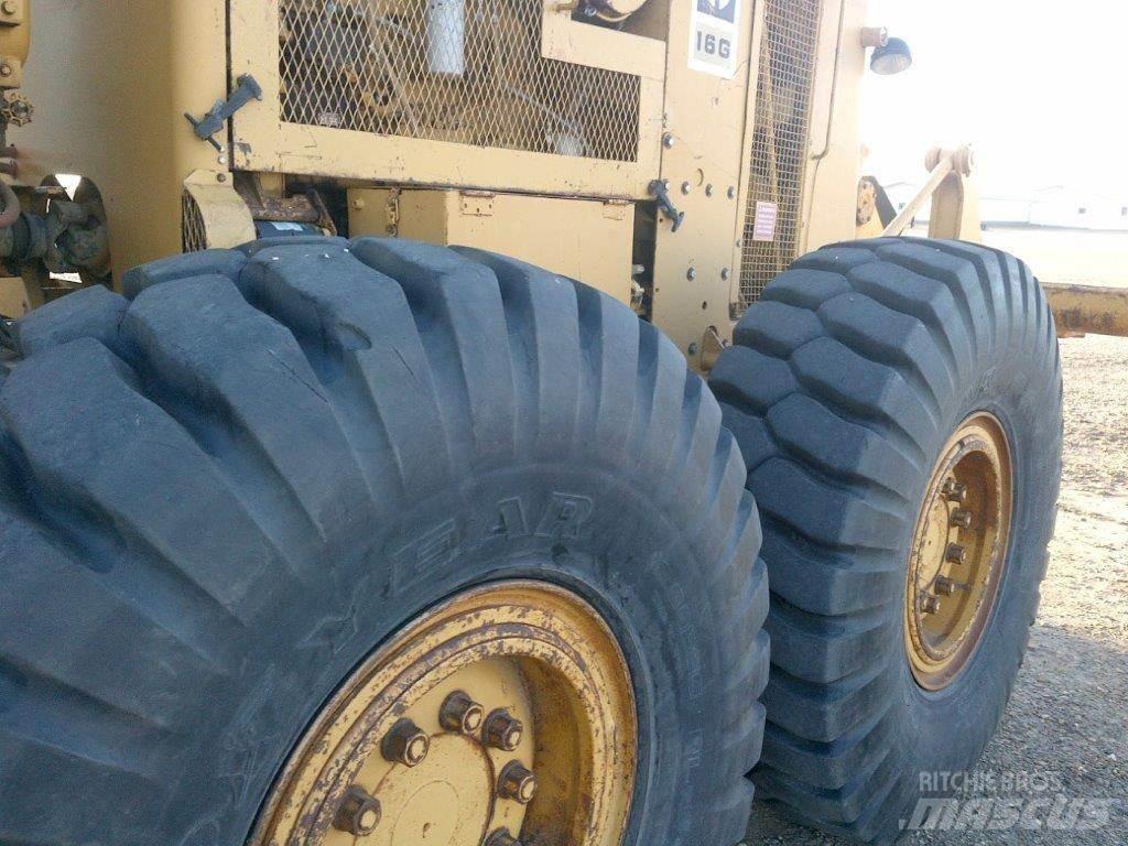 CAT 16G Grader