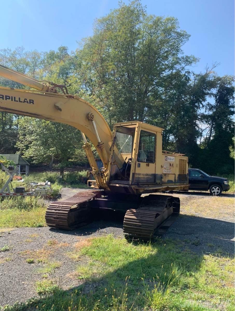 CAT 225 LC Raupenbagger