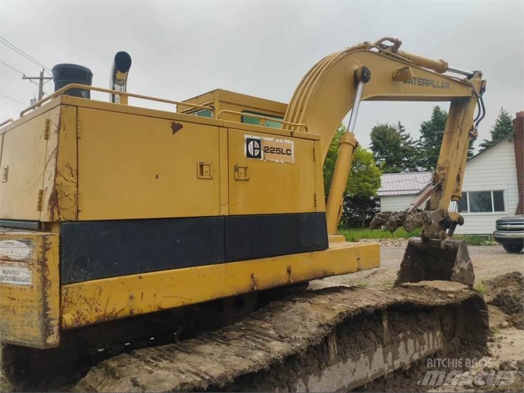 CAT 225 LC Raupenbagger