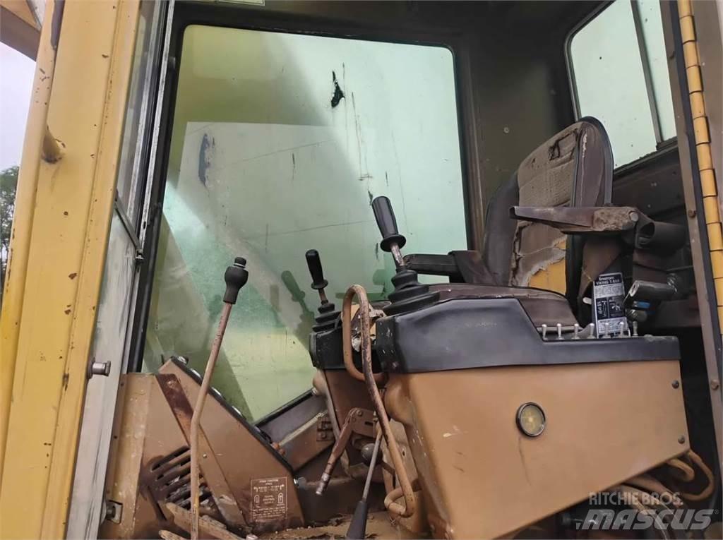 CAT 225 LC Raupenbagger