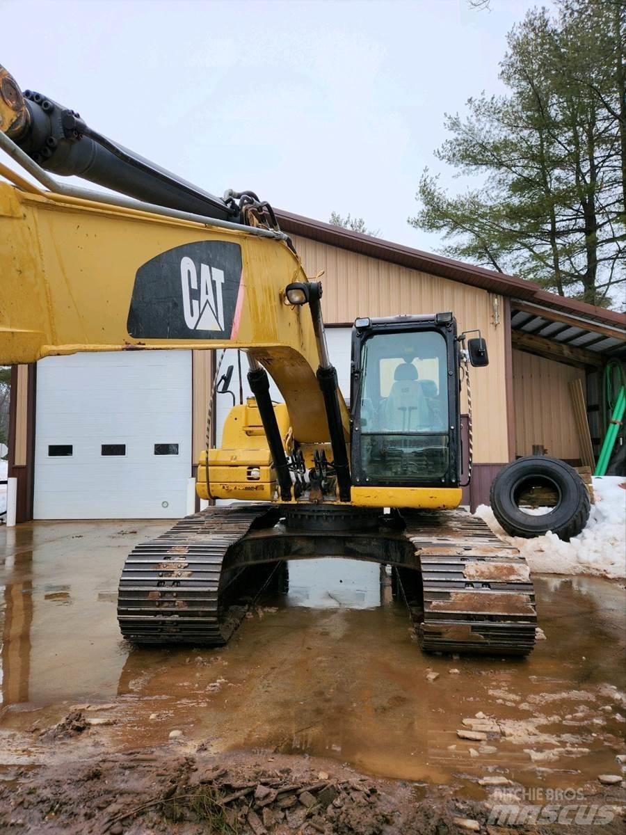 CAT 320DL Raupenbagger