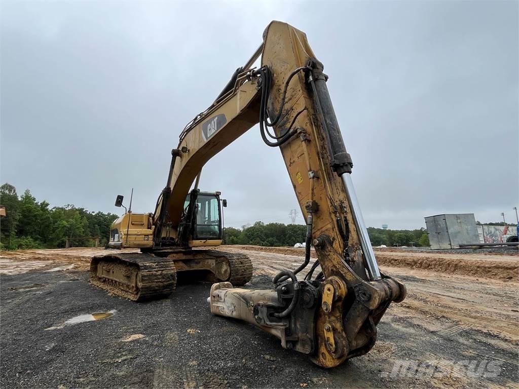 CAT 330DL Raupenbagger