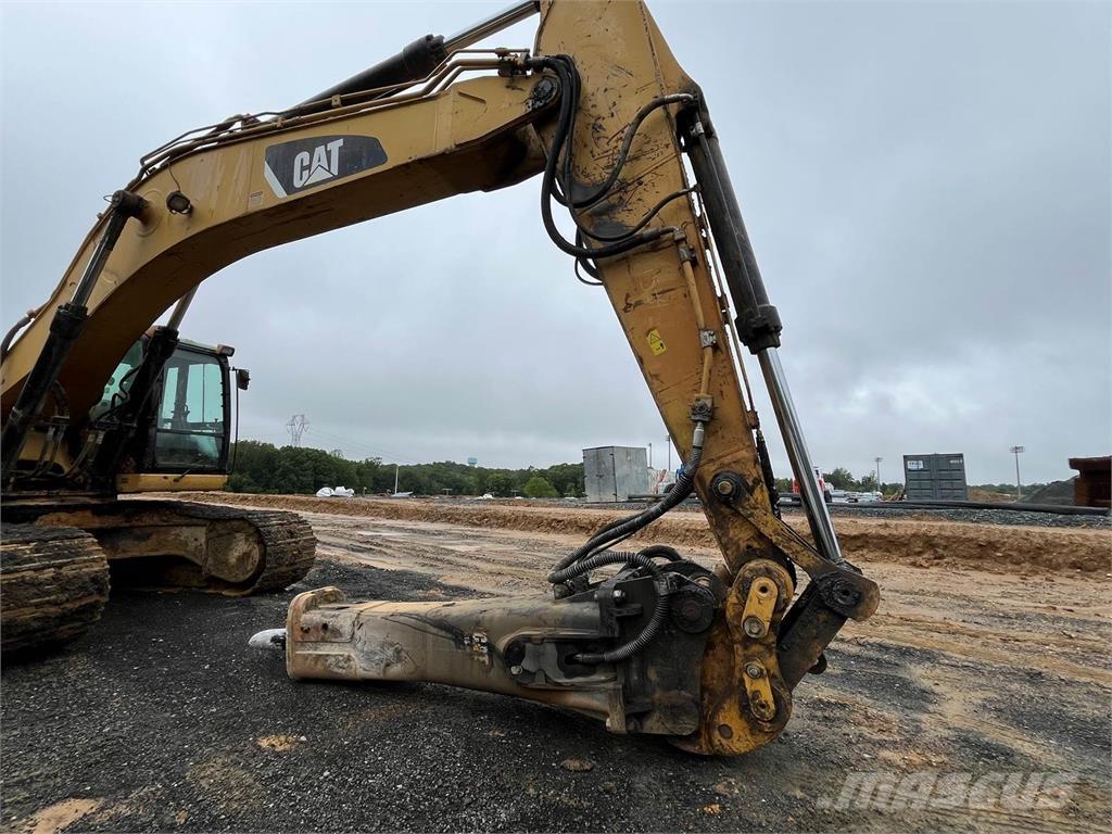 CAT 330DL Raupenbagger