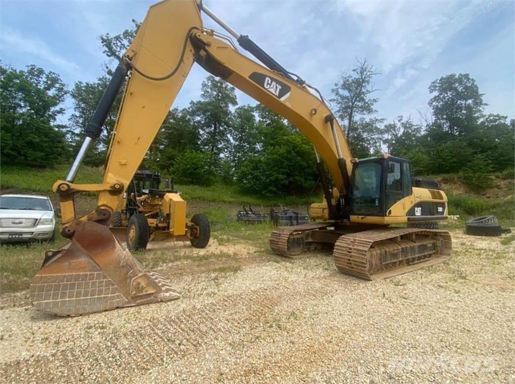 CAT 330DL Raupenbagger