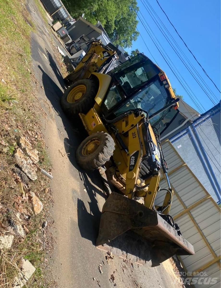 CAT 420E Baggerlader