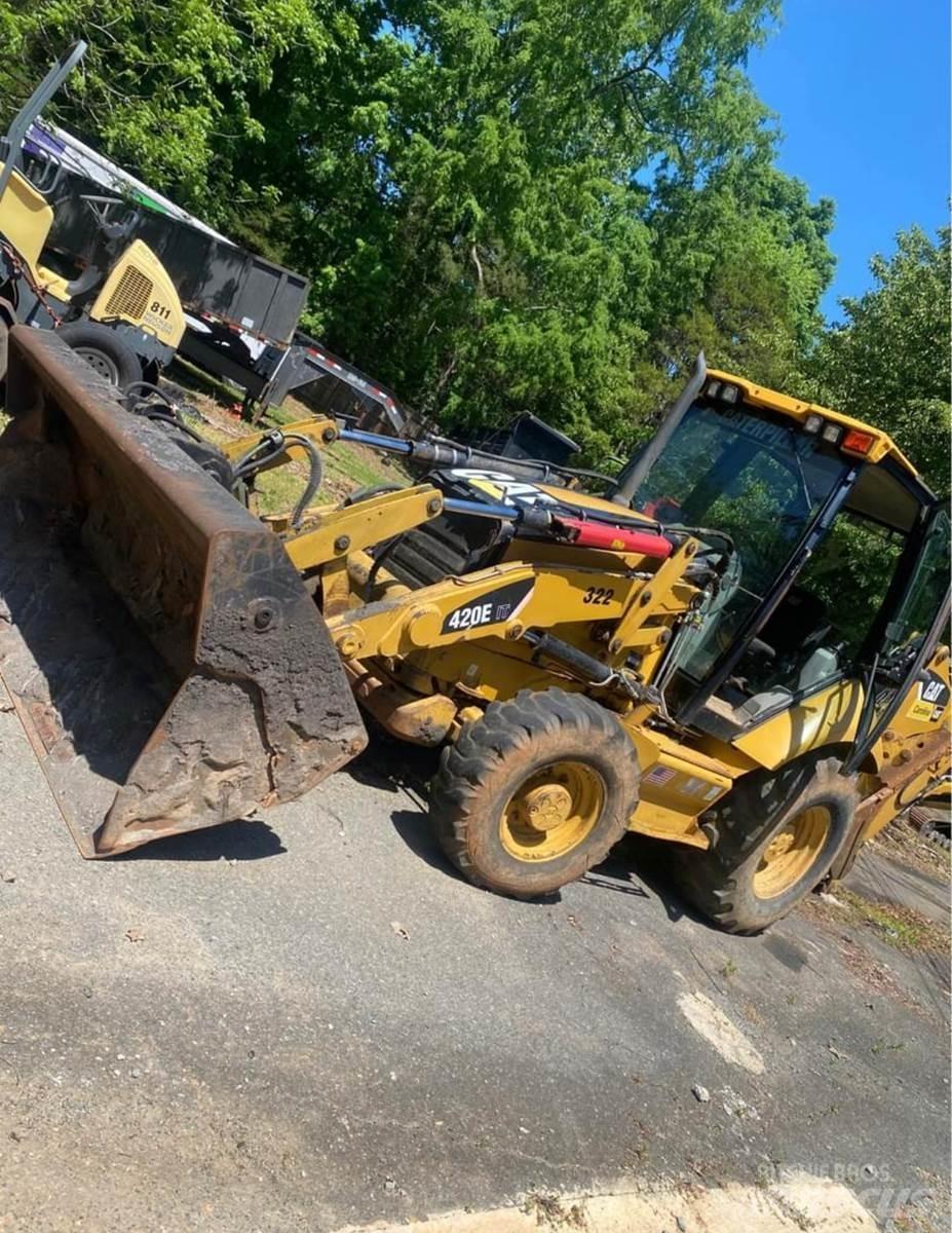 CAT 420E Baggerlader