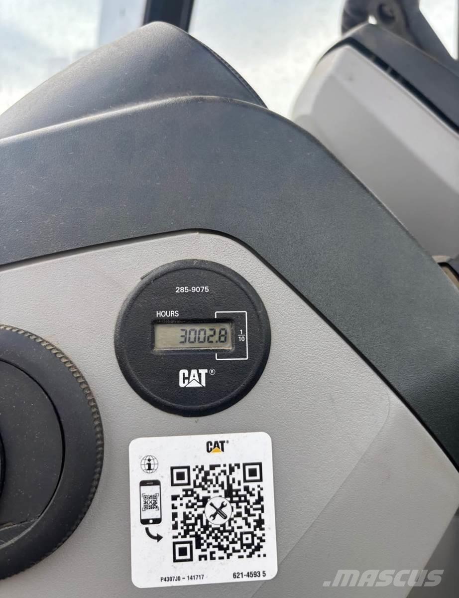 CAT 420E Baggerlader