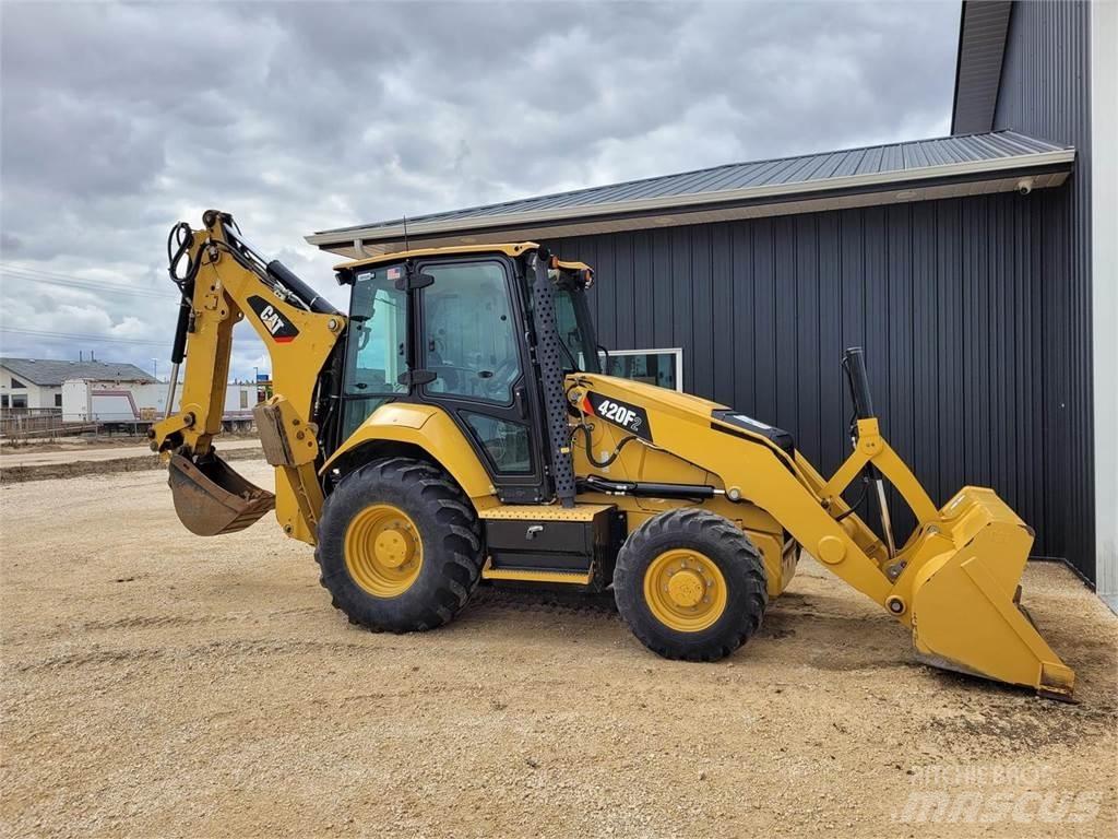CAT 420F2 Baggerlader