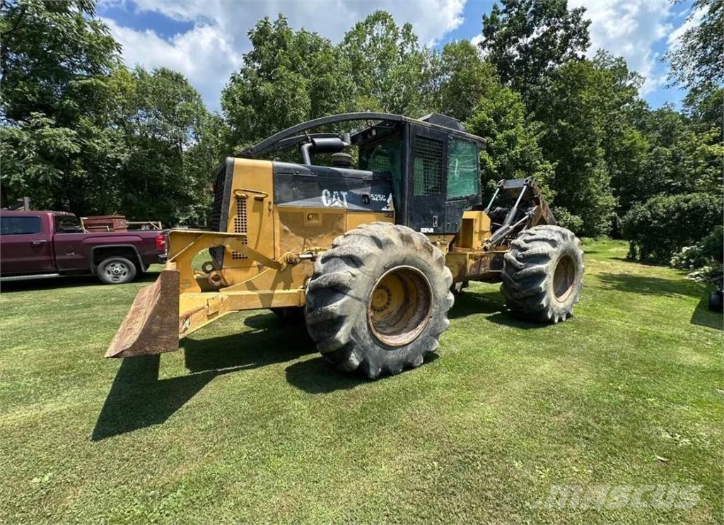 CAT 525C Stammholzschlepper