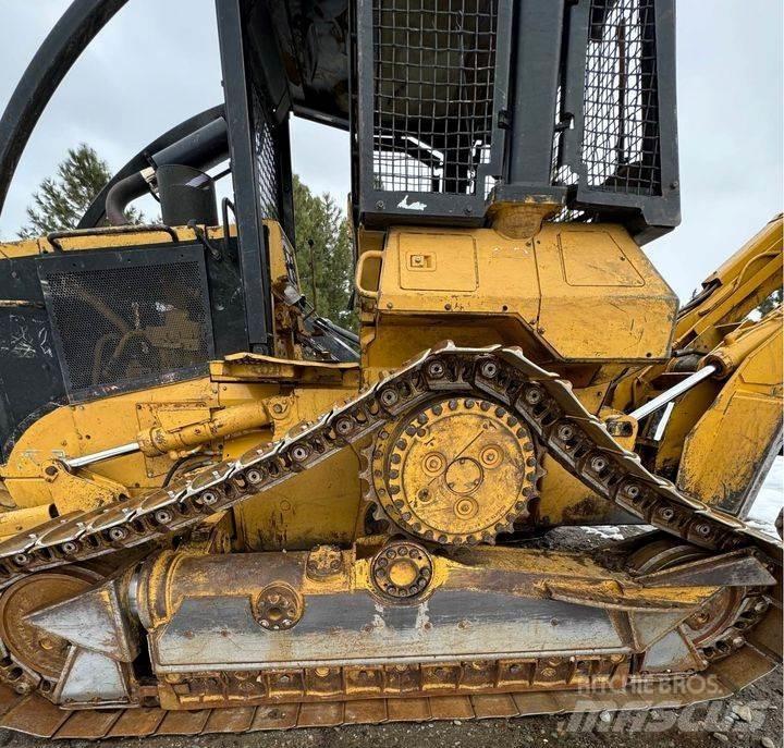 CAT 527 Stammholzschlepper