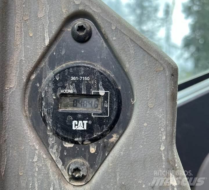 CAT 568 LL Gelenkausleger Lader