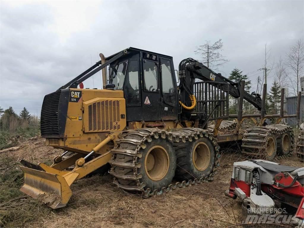 CAT 574 Forwarder