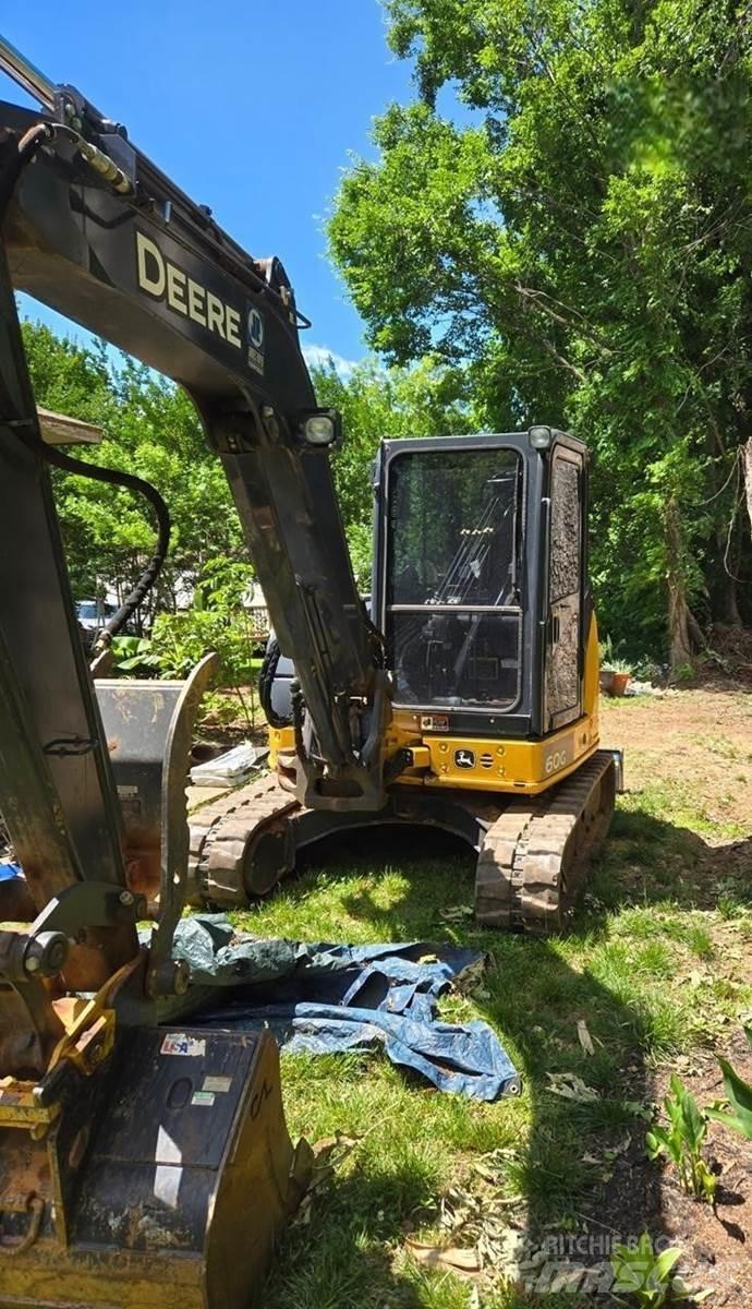 CAT 60 Minibagger < 7t