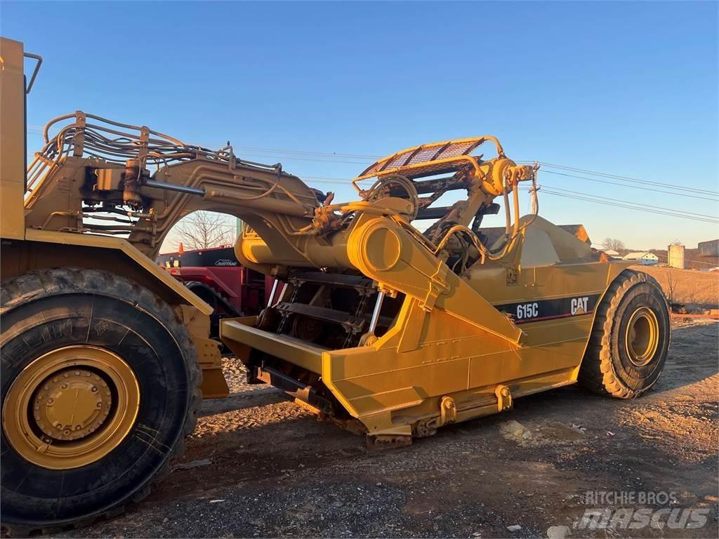 CAT 615C Schaber