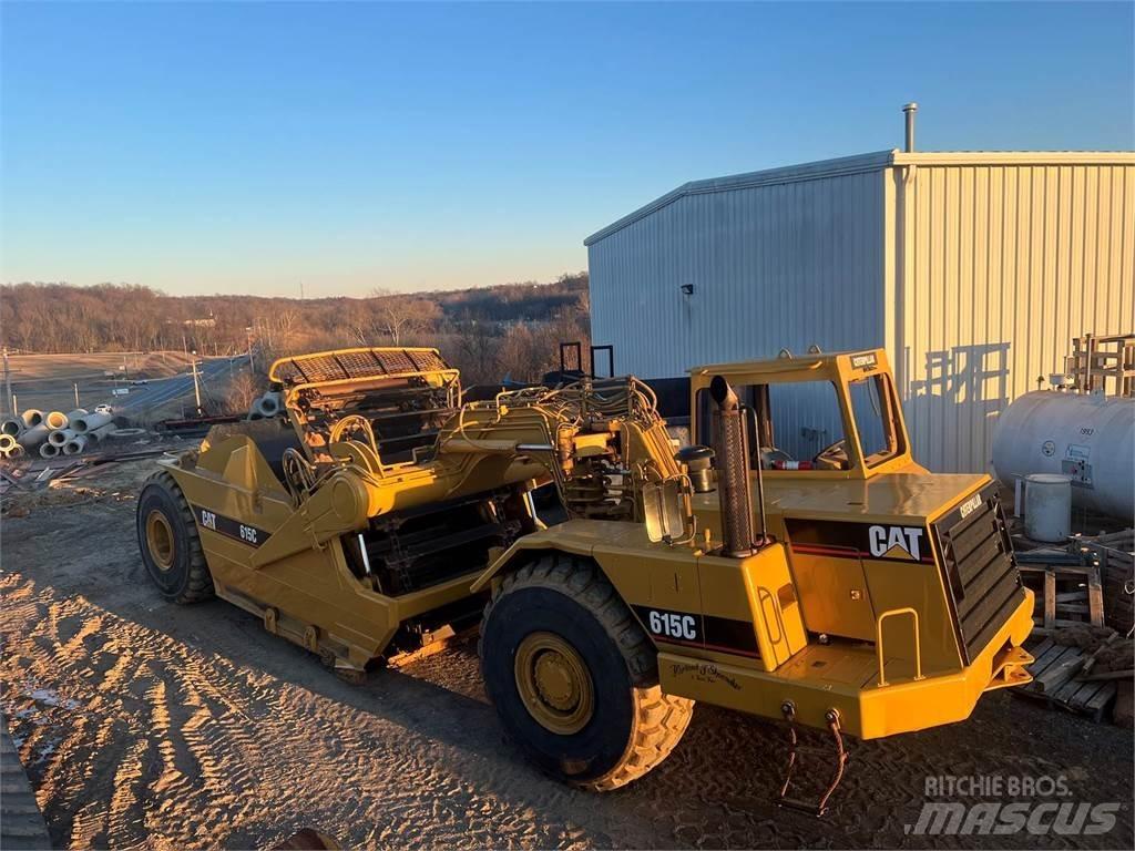 CAT 615C Schaber