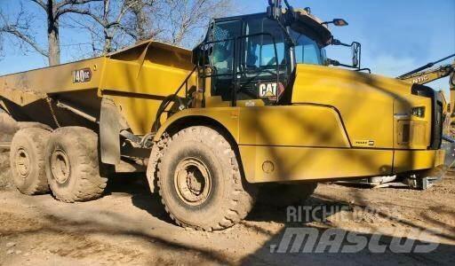 CAT 740GC Dumper - Knickgelenk