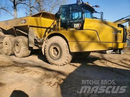 CAT 740GC Dumper - Knickgelenk
