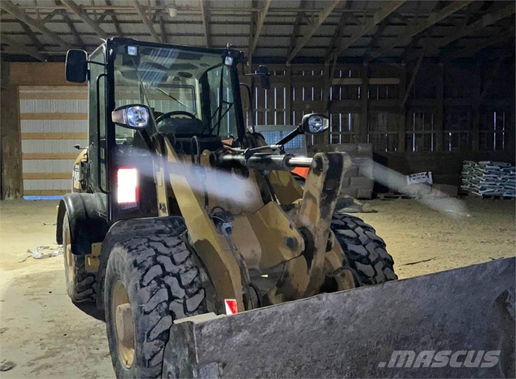 CAT 906H Radlader