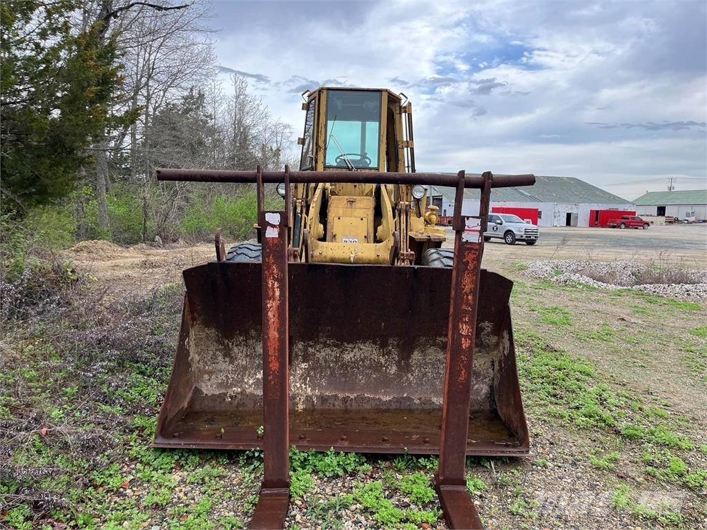 CAT 930 Radlader