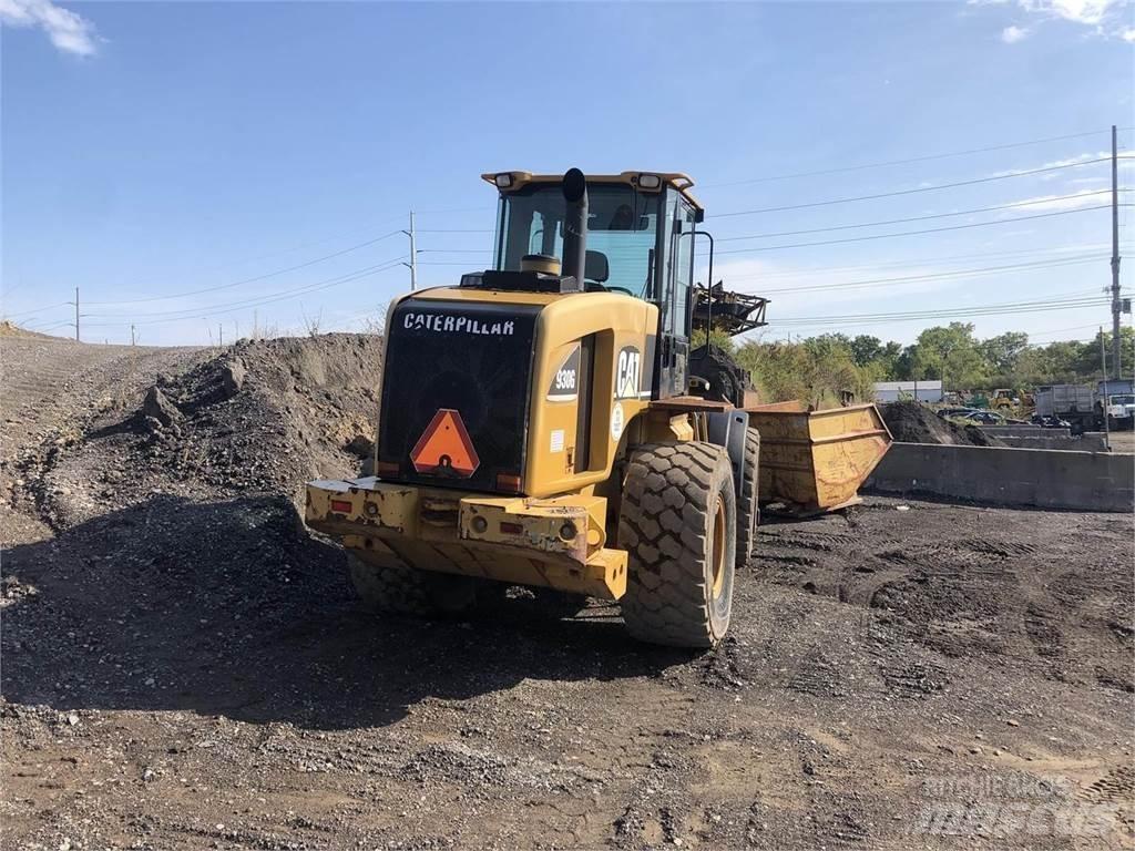 CAT 930G Radlader
