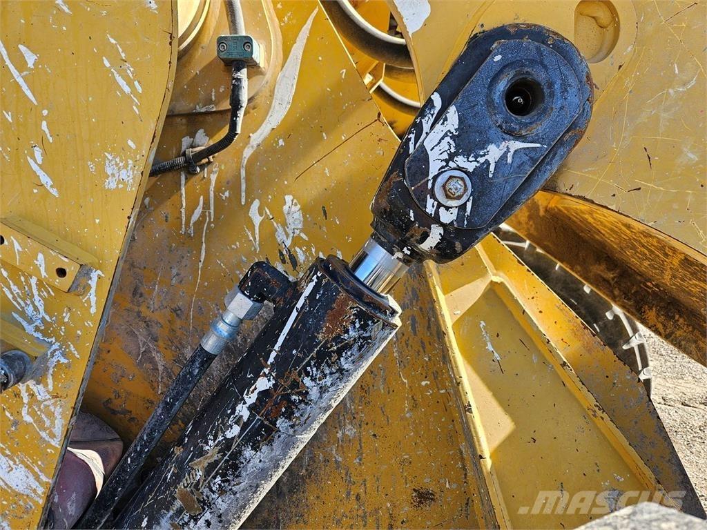 CAT 938M Radlader