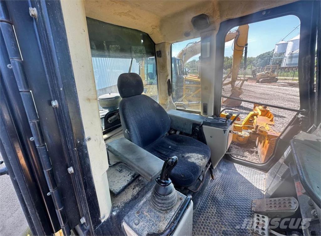 CAT 953C Laderaupen