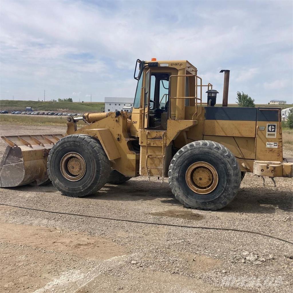 CAT 966D Radlader