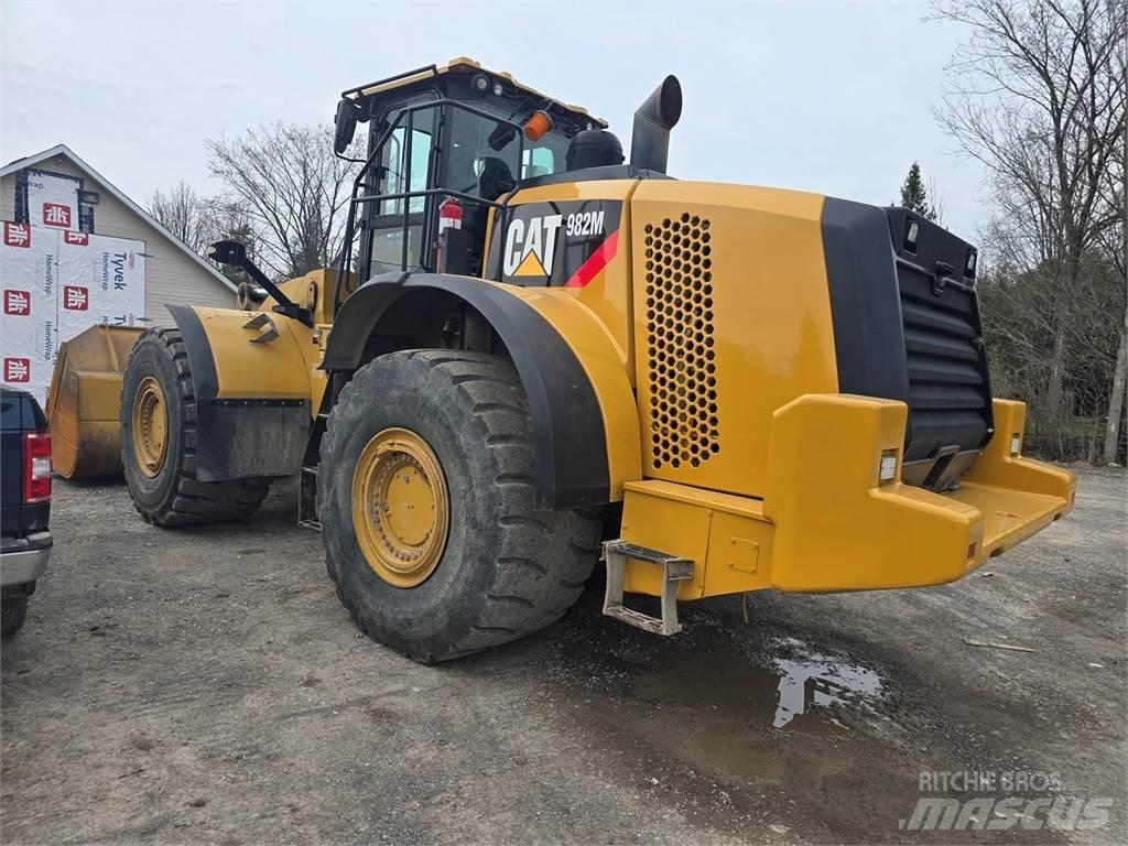 CAT 982M Radlader