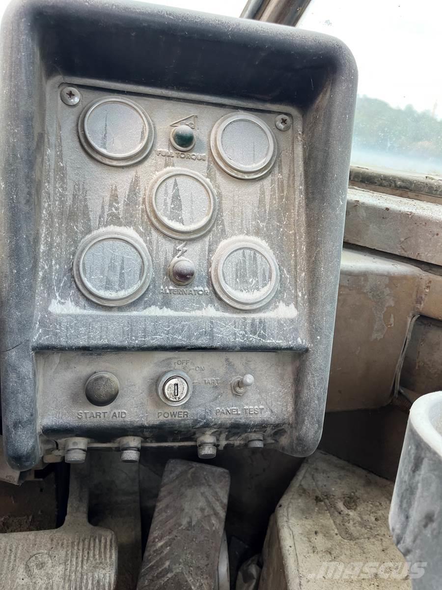 CAT 988B Radlader