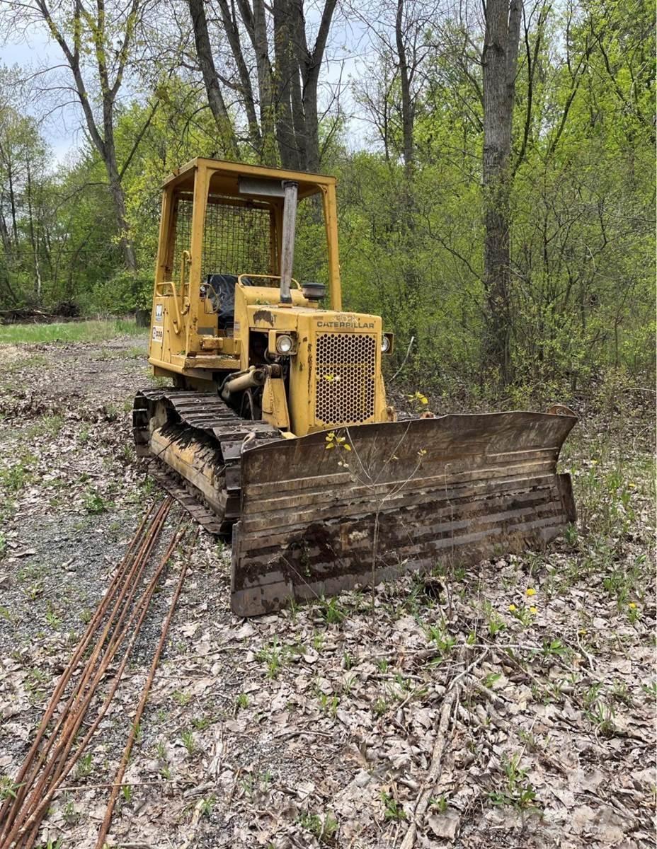 CAT D3B Bulldozer