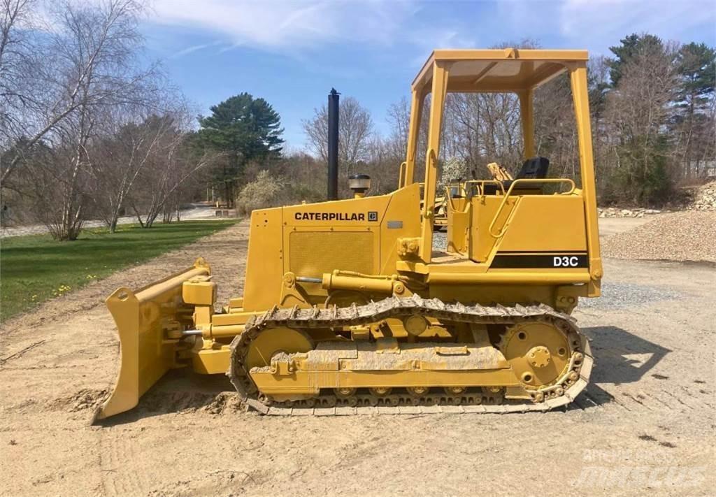 CAT D3C Bulldozer