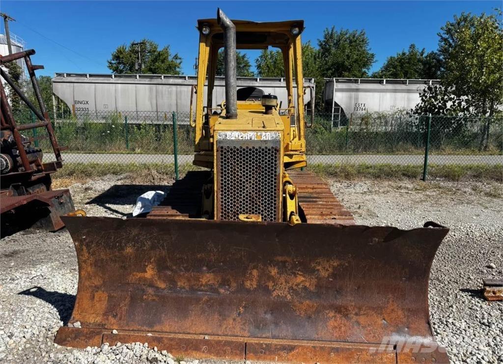 CAT D4C Bulldozer