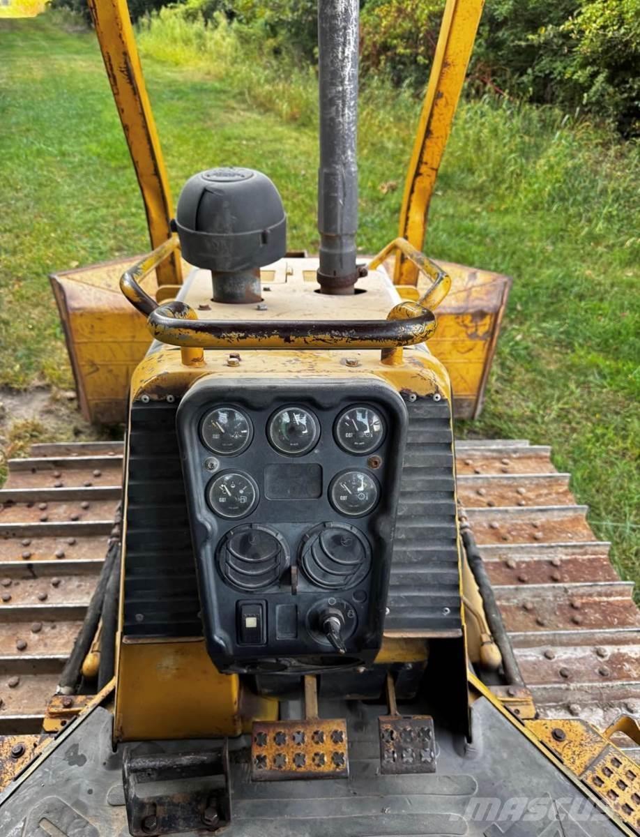 CAT D5G XL Bulldozer
