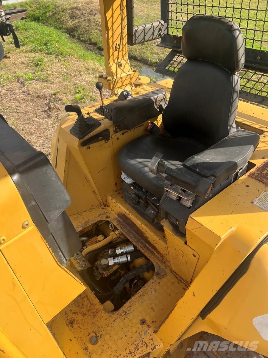 CAT D5N Bulldozer