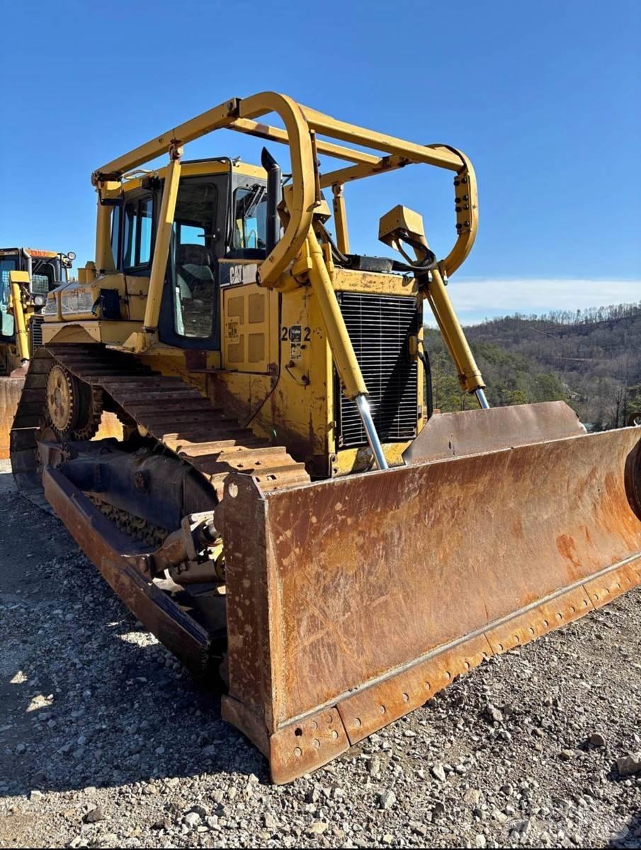 CAT D6R Bulldozer