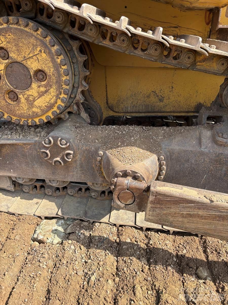 CAT D6R Bulldozer