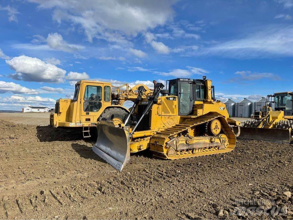 CAT D6T Bulldozer