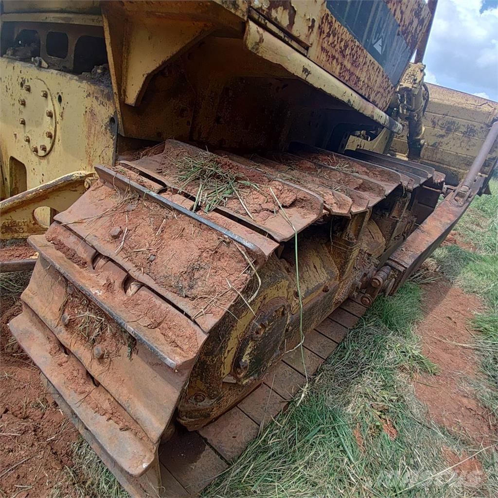 CAT D7E Bulldozer