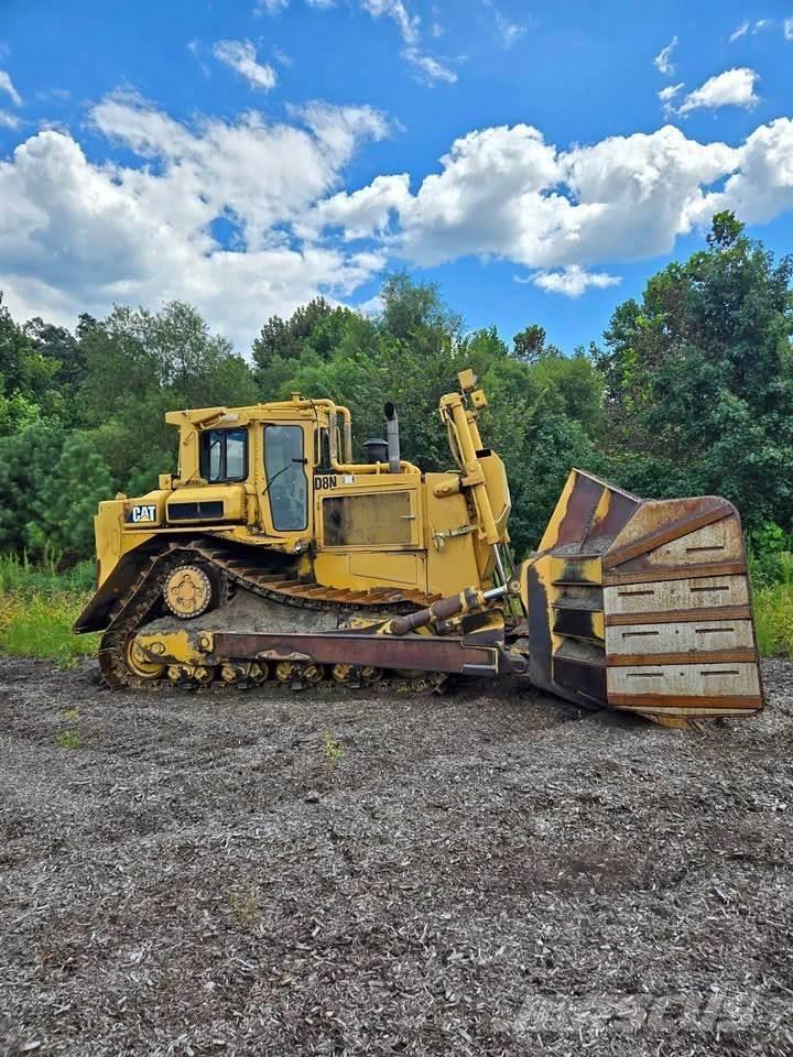 CAT D8N Bulldozer