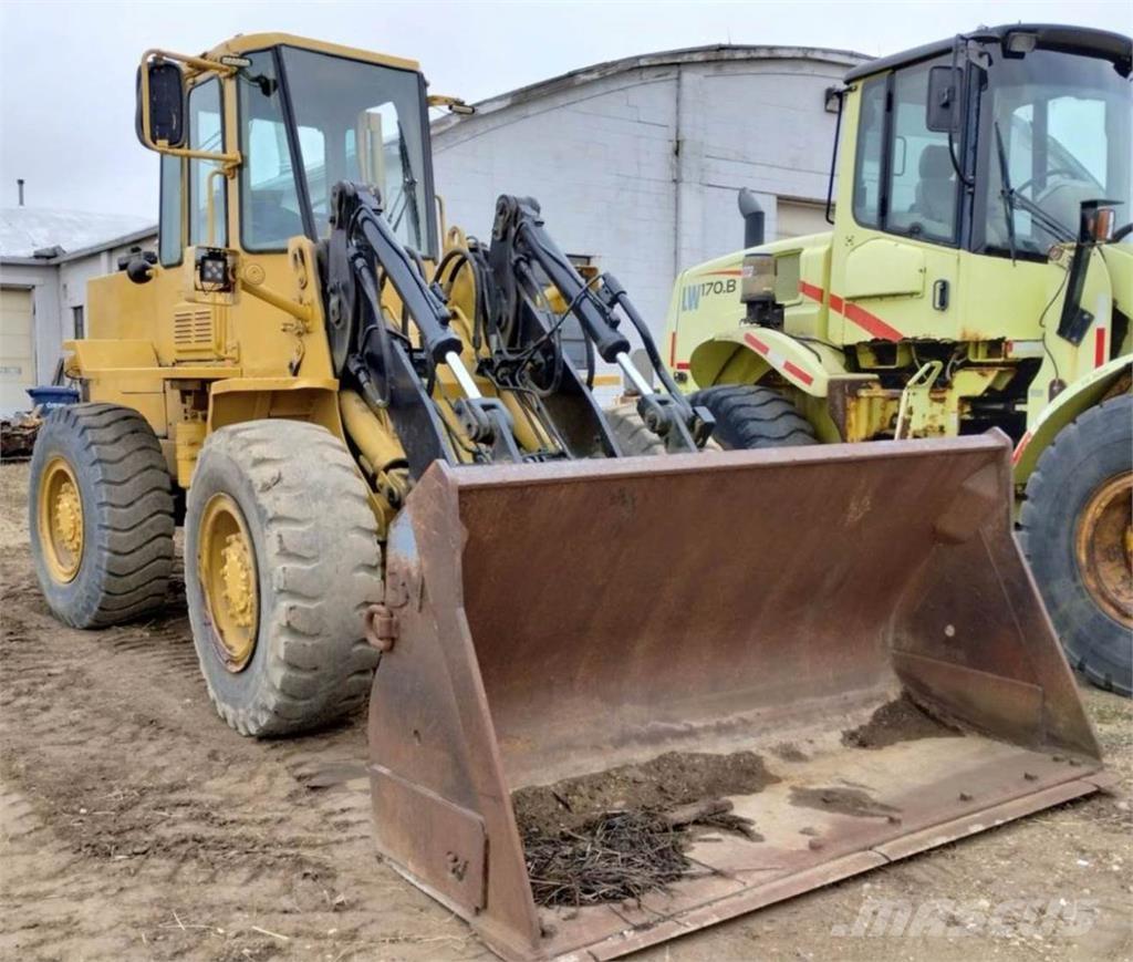 CAT IT18B Radlader