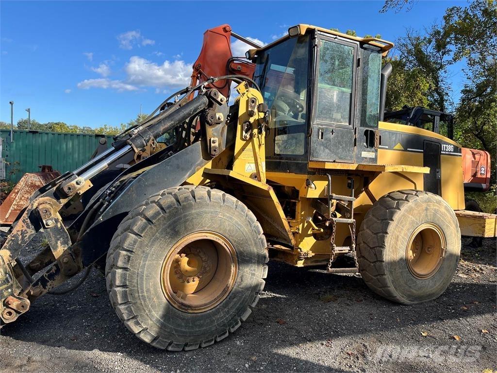 CAT IT38G Radlader