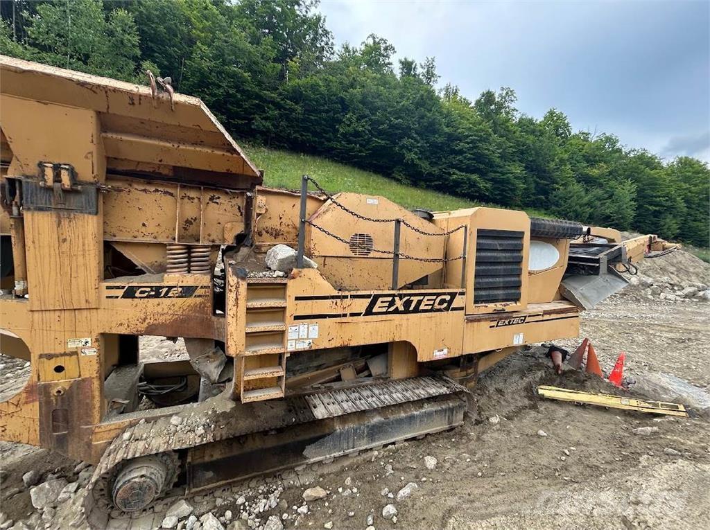 Extec C12 Sieb- und Brechanlagen