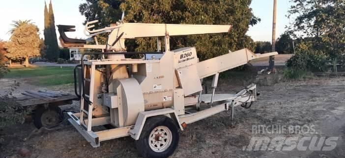 Finn B260T Futterverteilwagen
