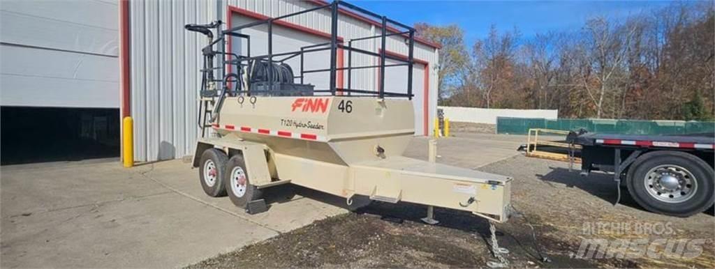 Finn T120 Futterverteilwagen